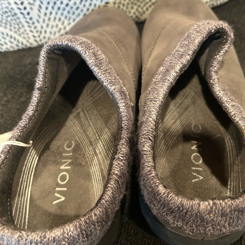 Cozy Slip-On Suede with knit collar clogs - Picture 5 of 8
